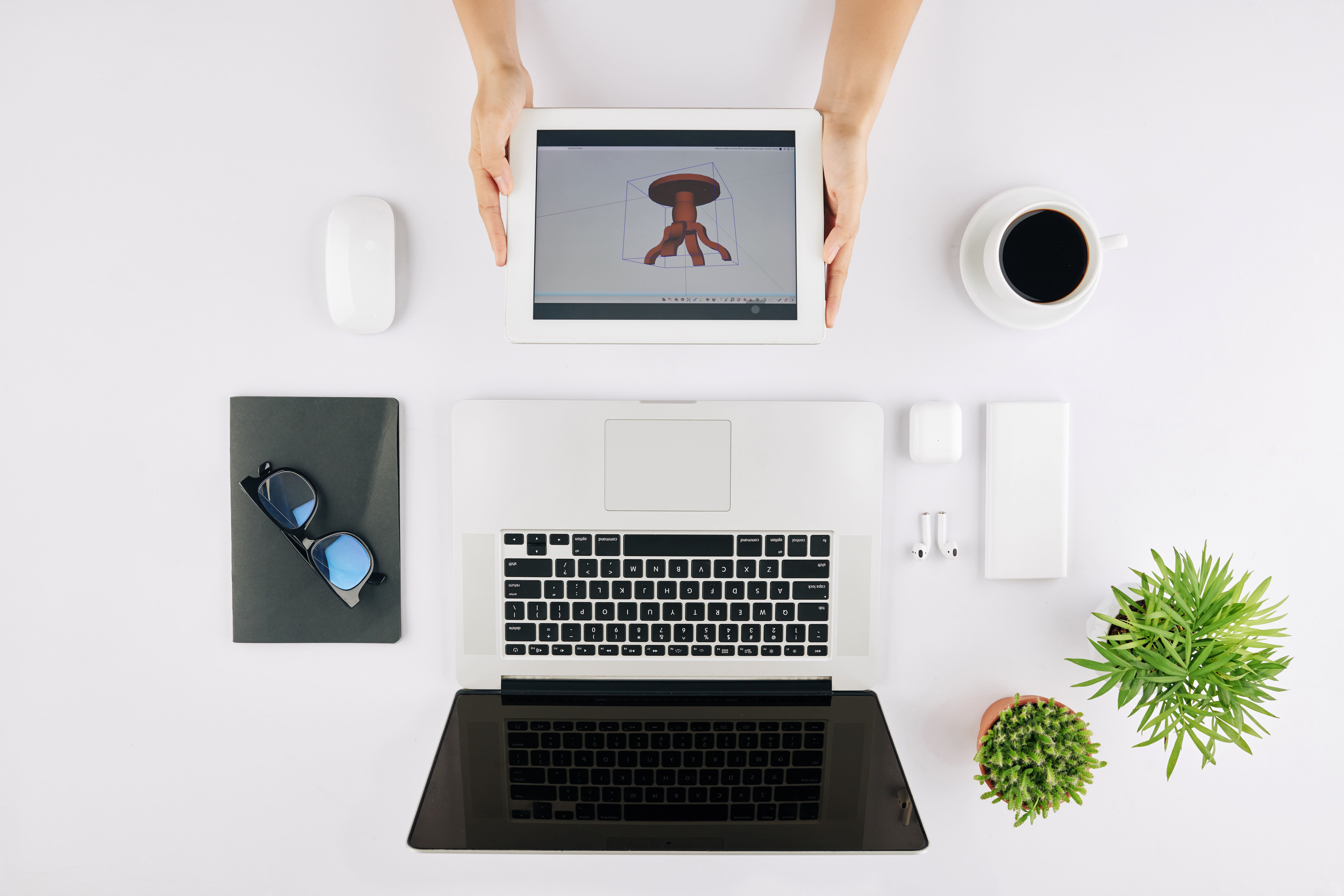 designer-checking-table-visualization-2025-01-29-08-04-09-utc